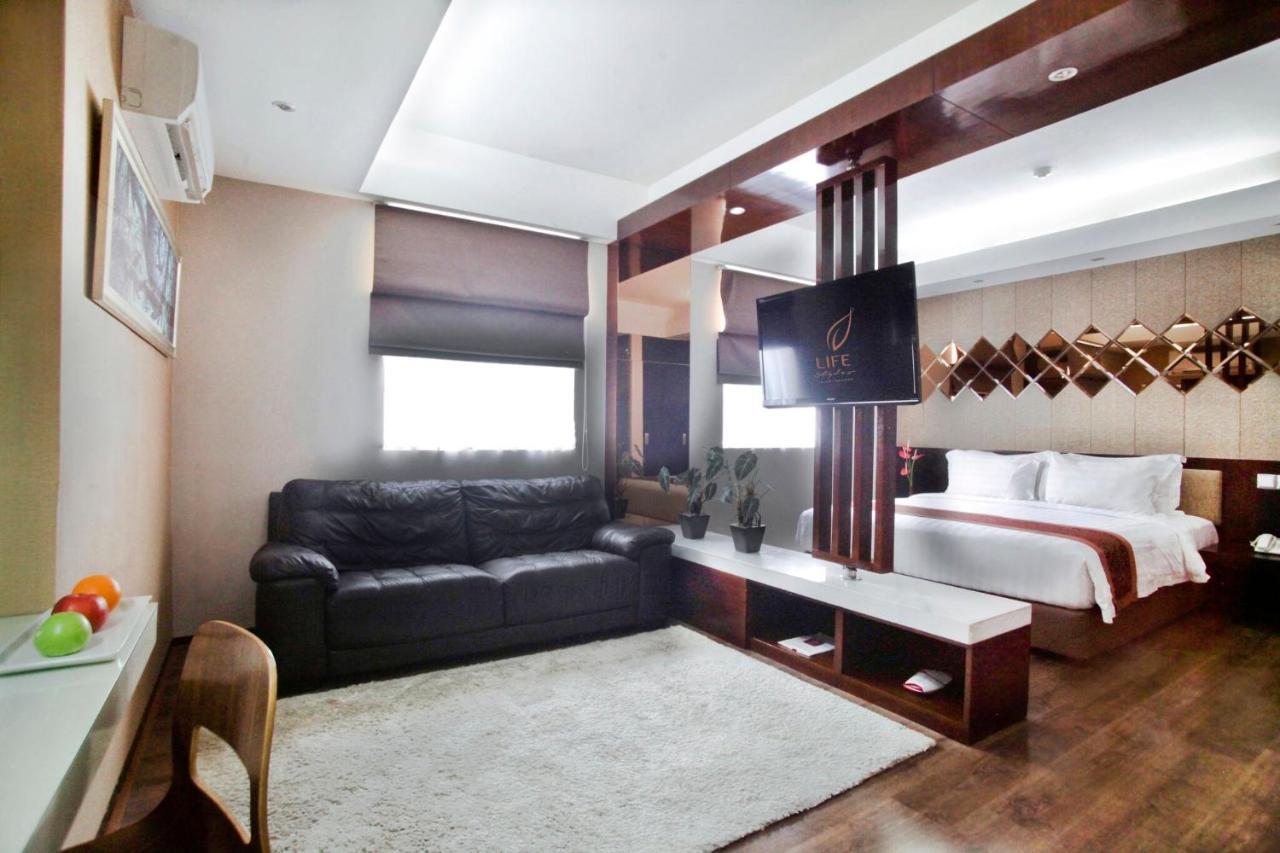 Favor Hotel Makassar City Center By Life Екстер'єр фото