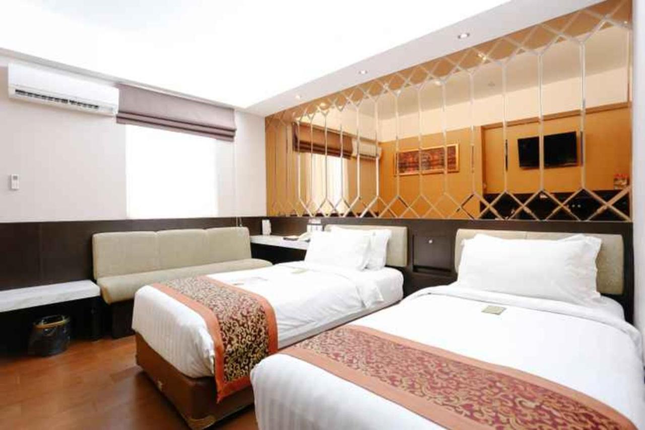 Favor Hotel Makassar City Center By Life Екстер'єр фото