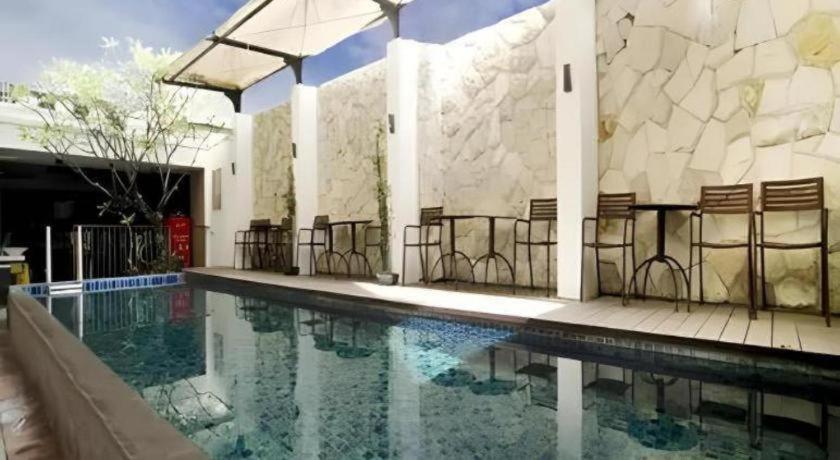 Favor Hotel Makassar City Center By Life Екстер'єр фото